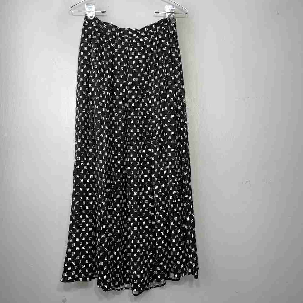 Elegant Black and White Women's Skirt